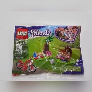 Lego Friends 44pc Picnic play set NEW